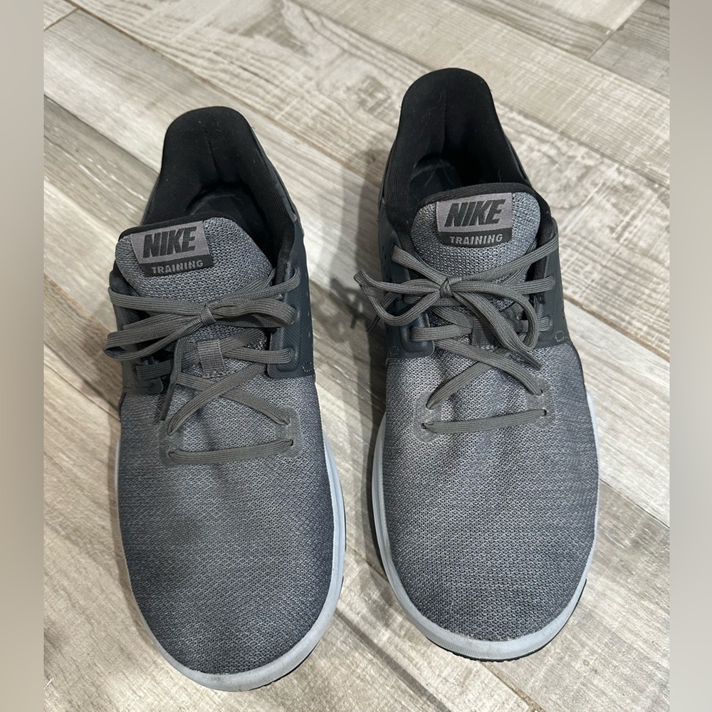 Men’s Nike running shoes size 10.5